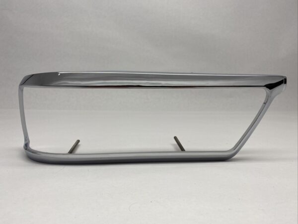 Left Tail Light Chrome Bezel fits Mercedes W112 280se W111 3.5 coupe convertible