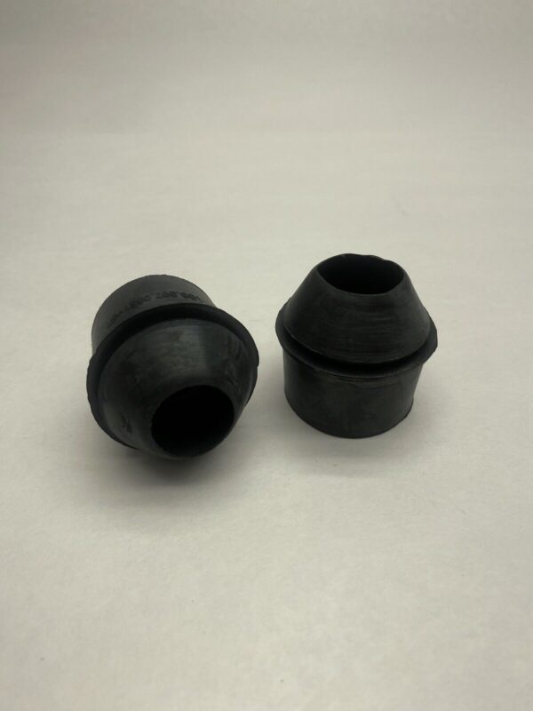 Set of Water Drain Grommets in Trunk for Mercedes Benz W108 109 W111 1089970681