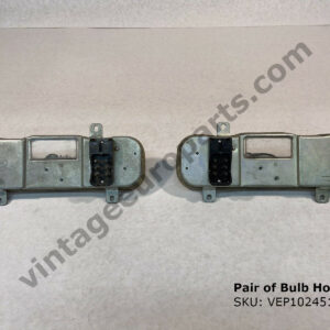 Used Pair of Bulb Holders fit Mercedes W113 W111 220 230 250 280 SE SL Up To 69