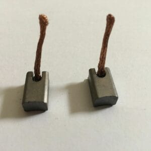 SHORT STYLE FUEL PUMP CARBON BRUSH SET MERCEDES PAGODA 280 SE SL W108/111/113