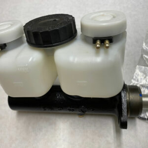 New Master Cylinder + Reservoir Fits Mercedes W108 W111 W113 280 SE SL