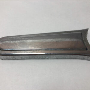 Used Right Seat Top Cover for Seat Mechanism Fits Mercedes W108 1089130628