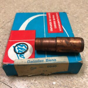 NOS Mercedes Engine Valve Guide W110 W115 1080500724