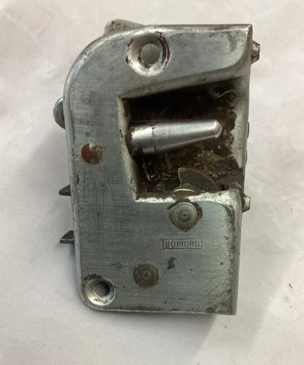 Used Left Side Locking Mechanism fits Mercedes W111 W113