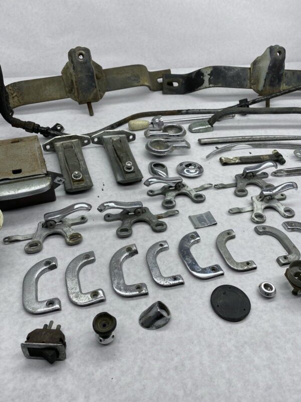 Used Parts Lot Fits Mercedes W110 W111 W112 Fintail Sedan - Image 3