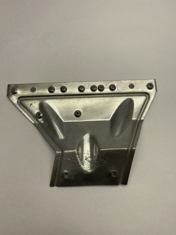 Used Relay Mounting Support fits Mercedes W108 W109 1085420040 - Image 4