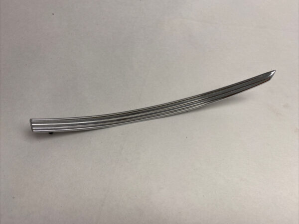 Used Top Right Upholstery Dash Trim fits Mercedes W111 Coupe Cabrio 1116895472 - Image 4