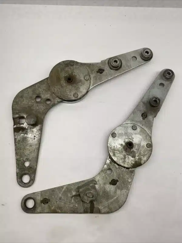 Used Seat Mechanism Fits Mercedes W111 280SE - Image 2