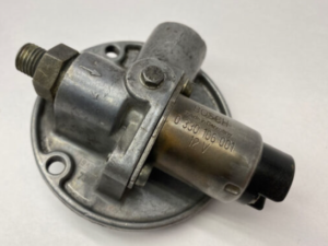 Mercedes 280SL parts like the Bosch Early Style Cold Start Valve (0437900009) can be purchased online by a reputable Vintage Mercedes parts seller