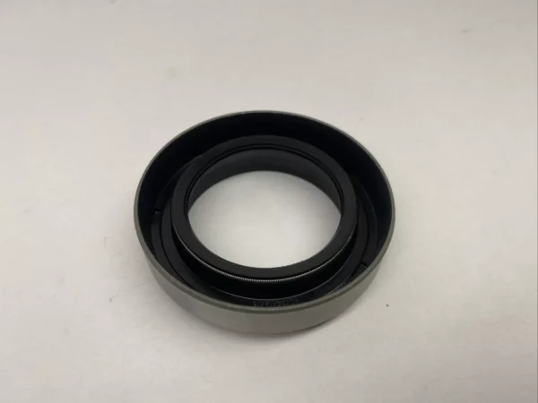 Differential Shaft Seal fits Mercedes W111 W113 - Image 2