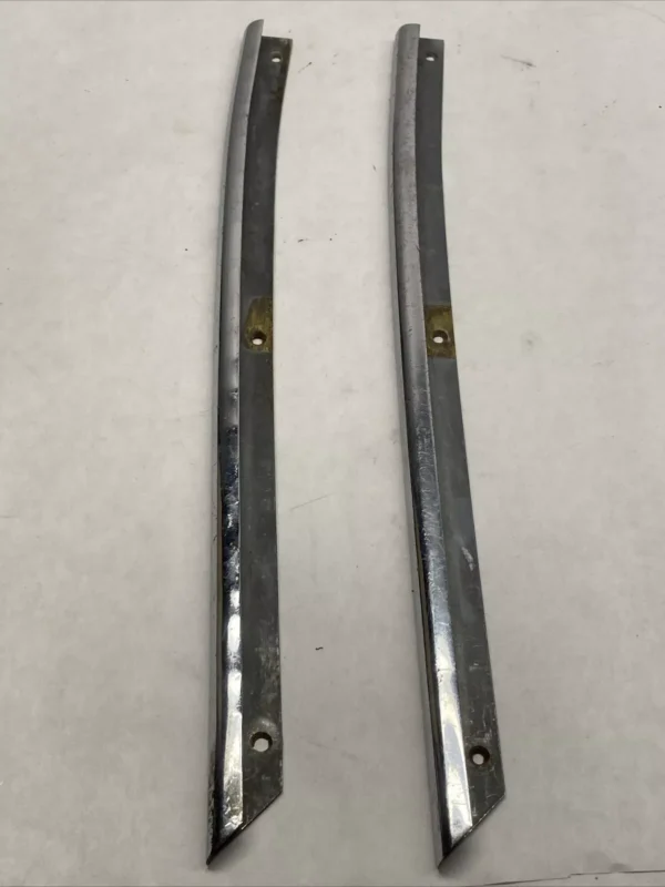 Right Chrome Door Trim Fits Mercedes W113 Pagoda - Image 4