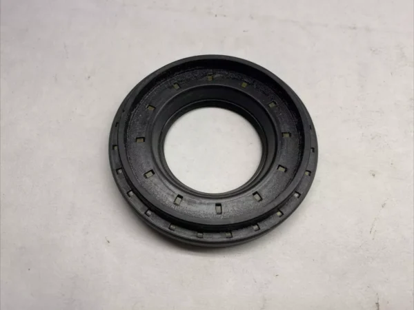 NOS Mercedes CV Axle Spline Seal Rear OEM W116 W126 300SD C3-25 0069976747 - Image 2