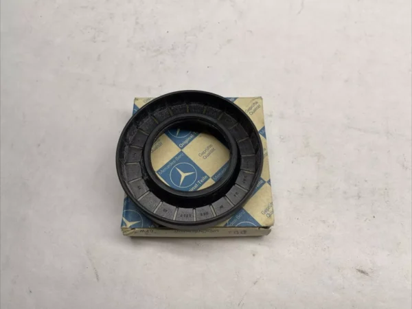 OEM Mercedes Differential Shaft Seal Fits Mercedes S-Class 450 SE, SEL
