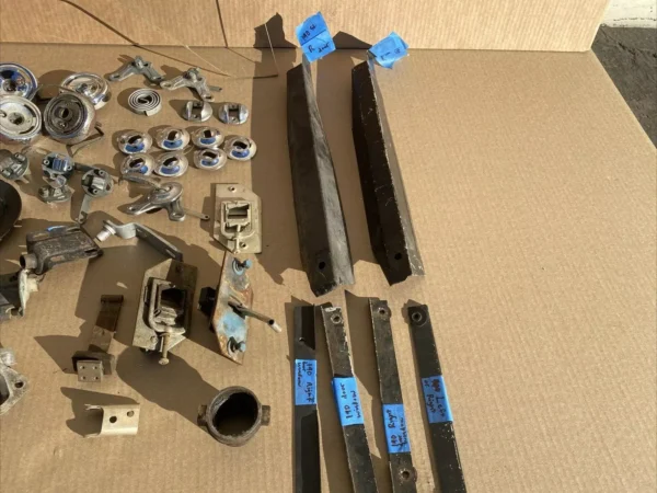 Used Parts Lot 190 SL - Image 7
