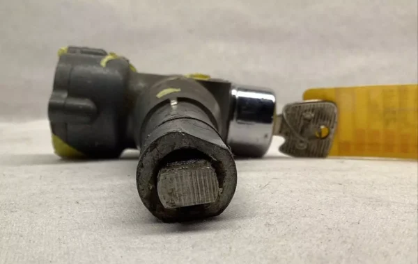 USED Ignition Lock fits Mercedes W113 230sl - Image 3