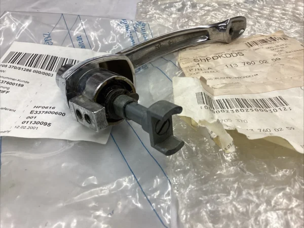 Used Door Handle Double Sided Key Fits Mercedes w113 280sl - Image 5
