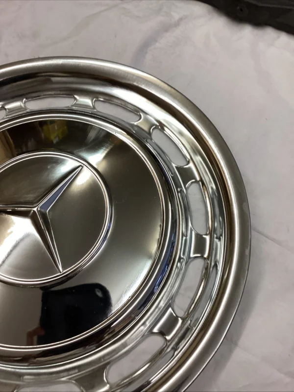 Re-chromed Wheel Hubcap 14 inch for Mercedes R 107 108 109 111 113 114 115 123 - Image 3