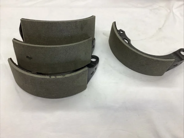 Brake Shoes For Emergency Brake Fits Mercedes W113 250L 280SL - Image 2