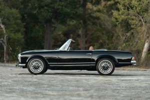 Mercedes 280SL Design is like no other. This picture showcases the sleek elegance that is the 280sl!