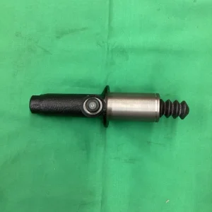 Clutch Master Cylinder Fits W111 W108 W109 3.5, 4.5 M116 0002956206